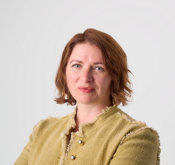 Portrait image of Helena Hawthorn